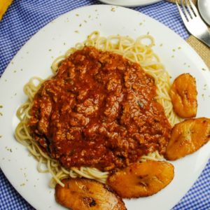 Pasta a la boloñesa