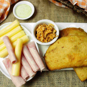 Empanada cordon blue de pollo