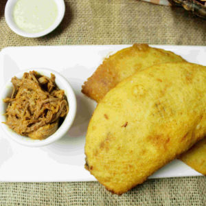 Empanada de carne mechada