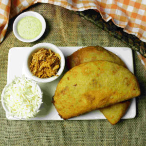 Empanada de pollo y queso